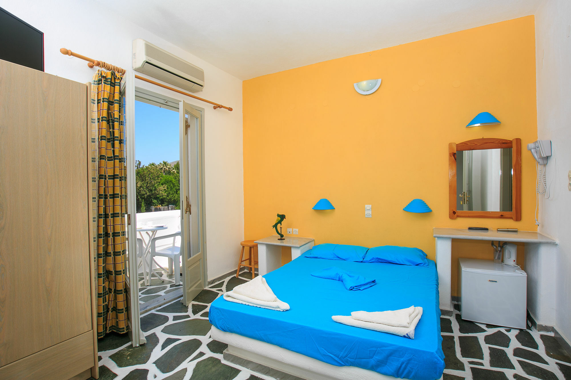 Ampeli Apartments ปาริเกีย ภายนอก รูปภาพ